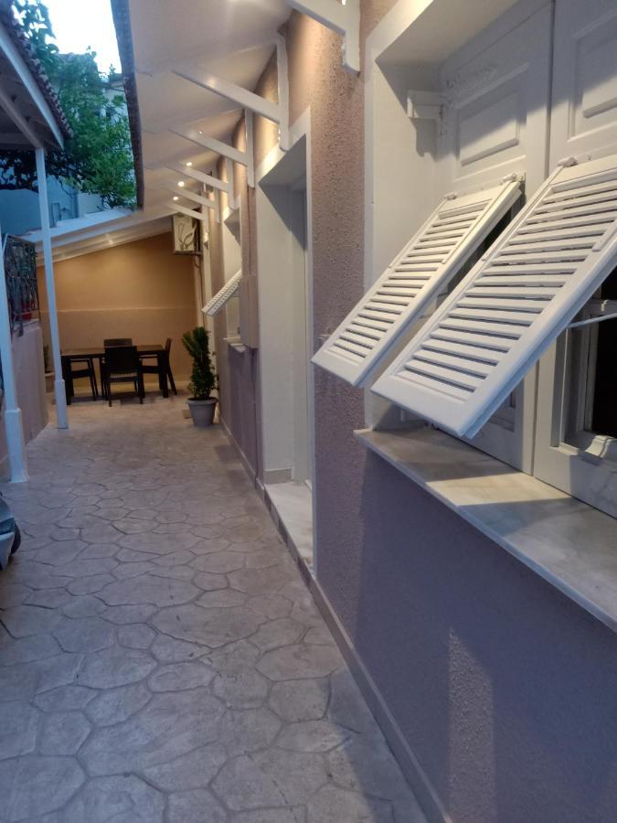 Menegis Apartment Zakynthos Town Exterior foto