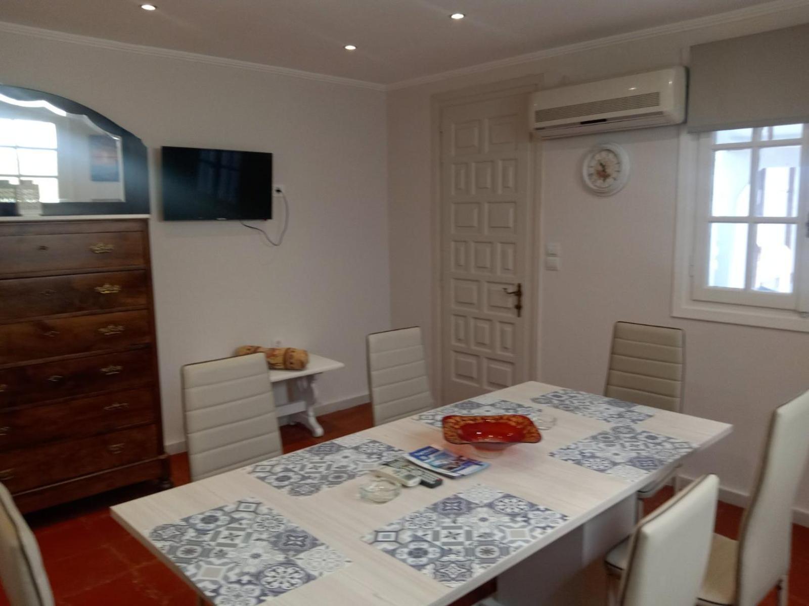 Menegis Apartment Zakynthos Town Exterior foto